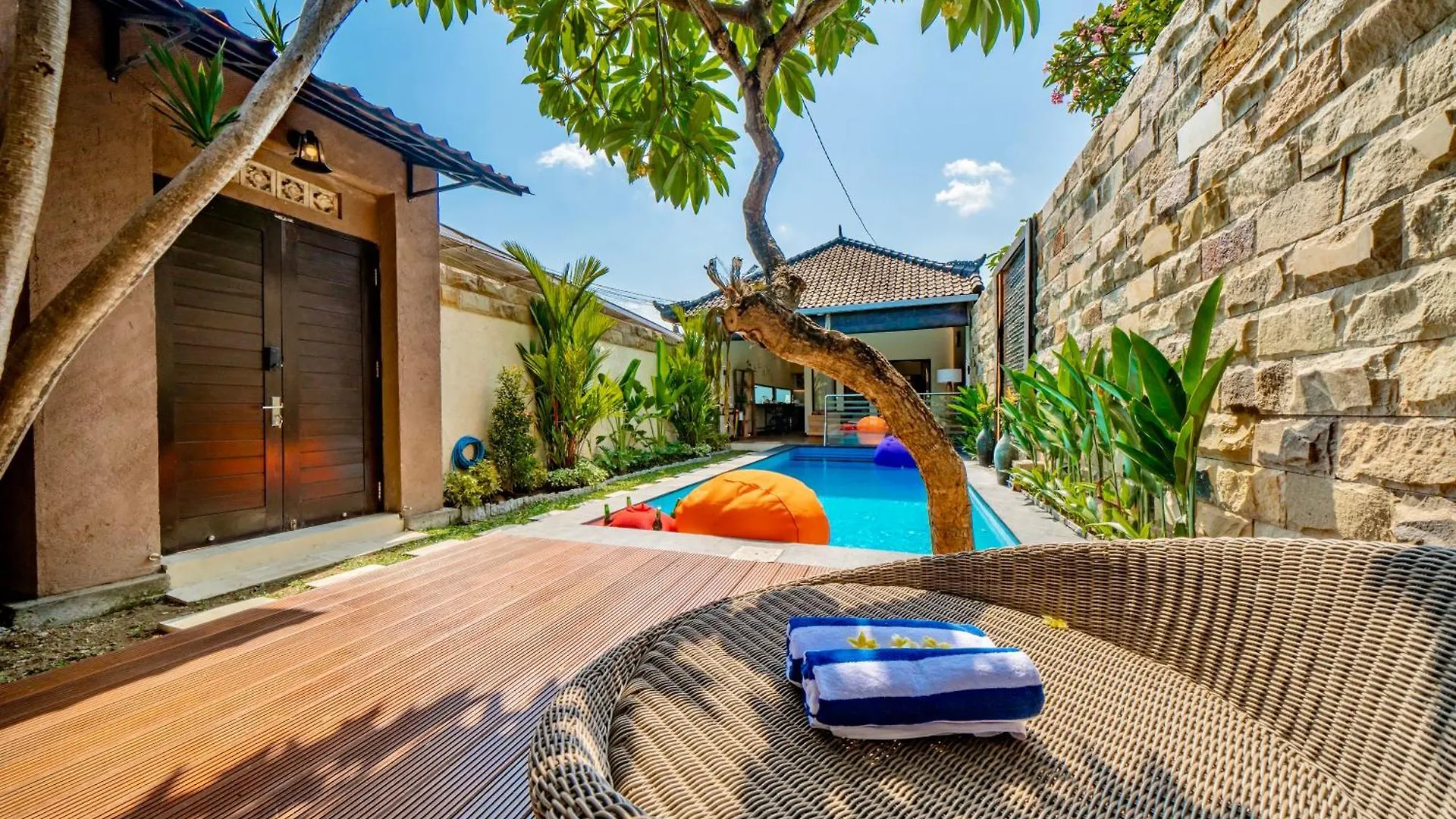 Villa Domino - *New* Luxurious 2Br W/ Pool @Central Seminyak Indonesia