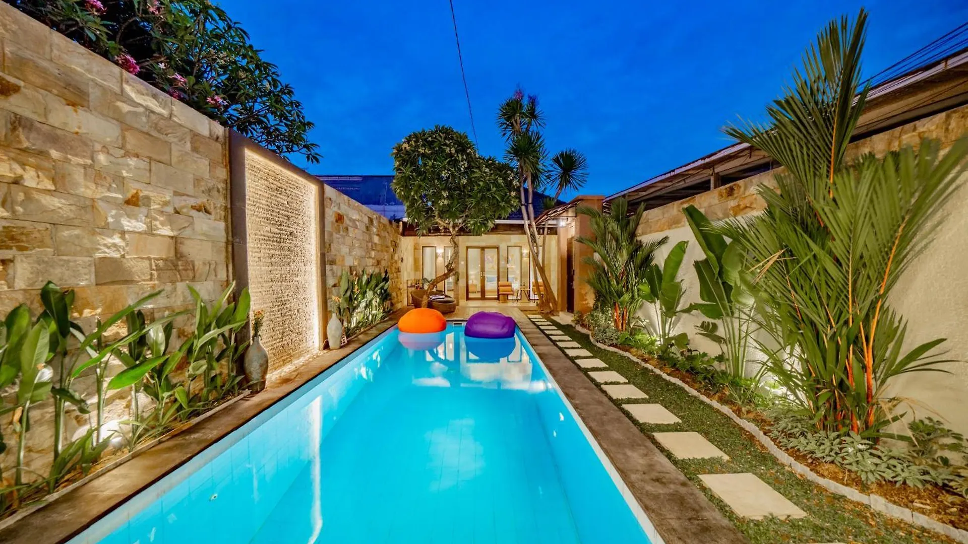 Villa Domino - *New* Luxurious 2Br W/ Pool @Central Seminyak Indonesia
