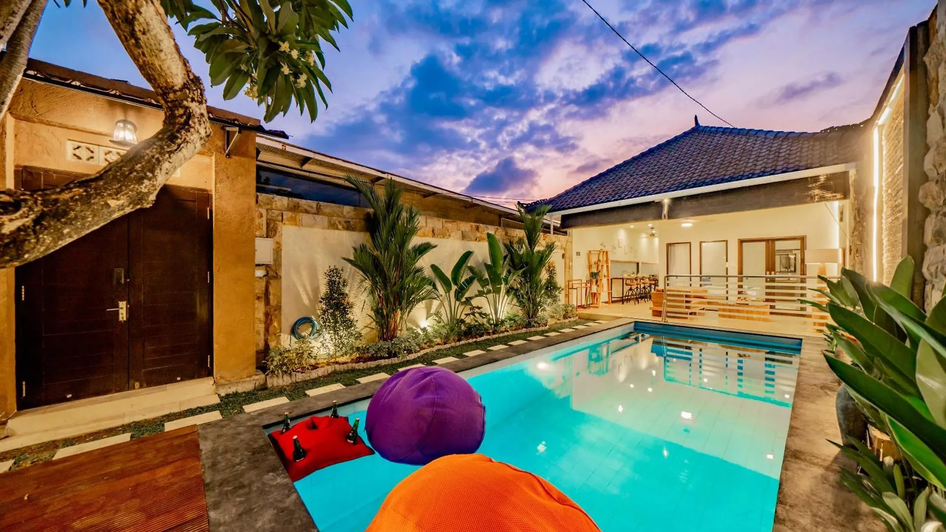 Villa Domino - *New* Luxurious 2Br W/ Pool @Central Seminyak Seminyak (Bali)