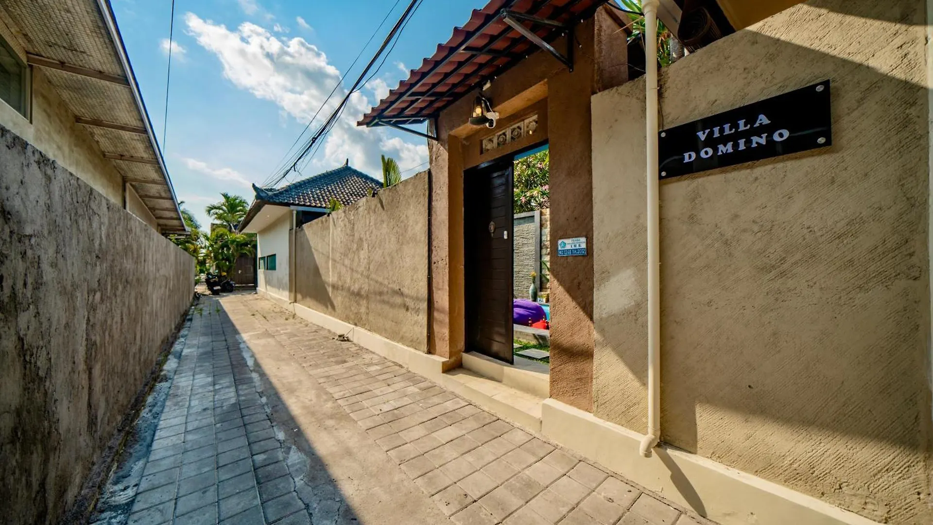 Villa Domino - *New* Luxurious 2Br W/ Pool @Central Seminyak