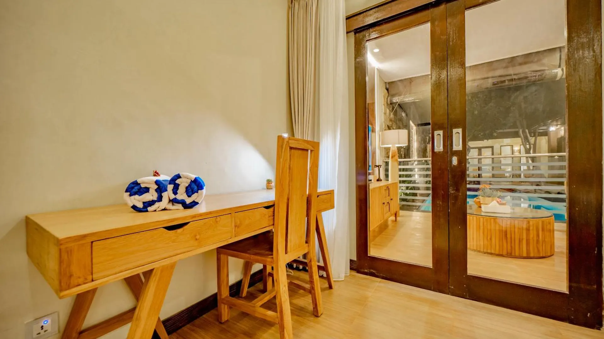 Villa Domino - *New* Luxurious 2Br W/ Pool @Central Seminyak 0*, Seminyak (Bali) Indonesia