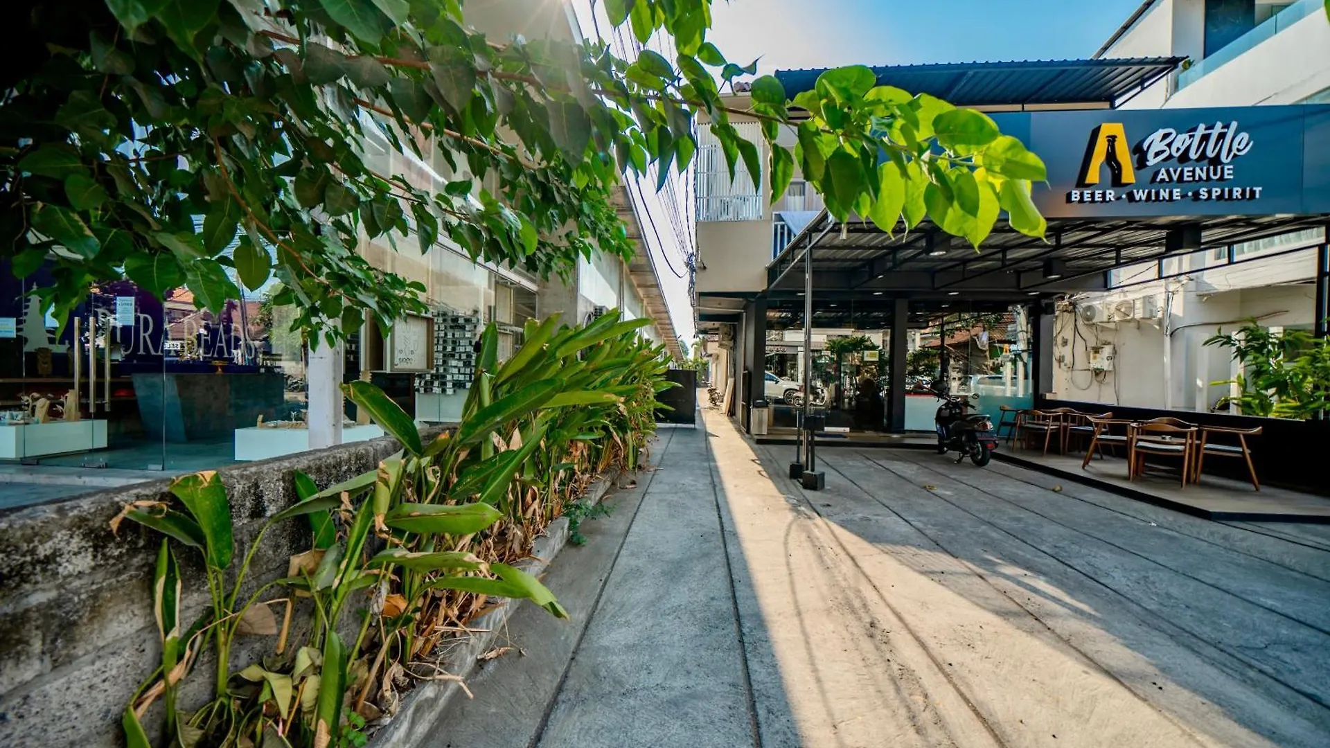 Villa Domino - *New* Luxurious 2Br W/ Pool @Central Seminyak