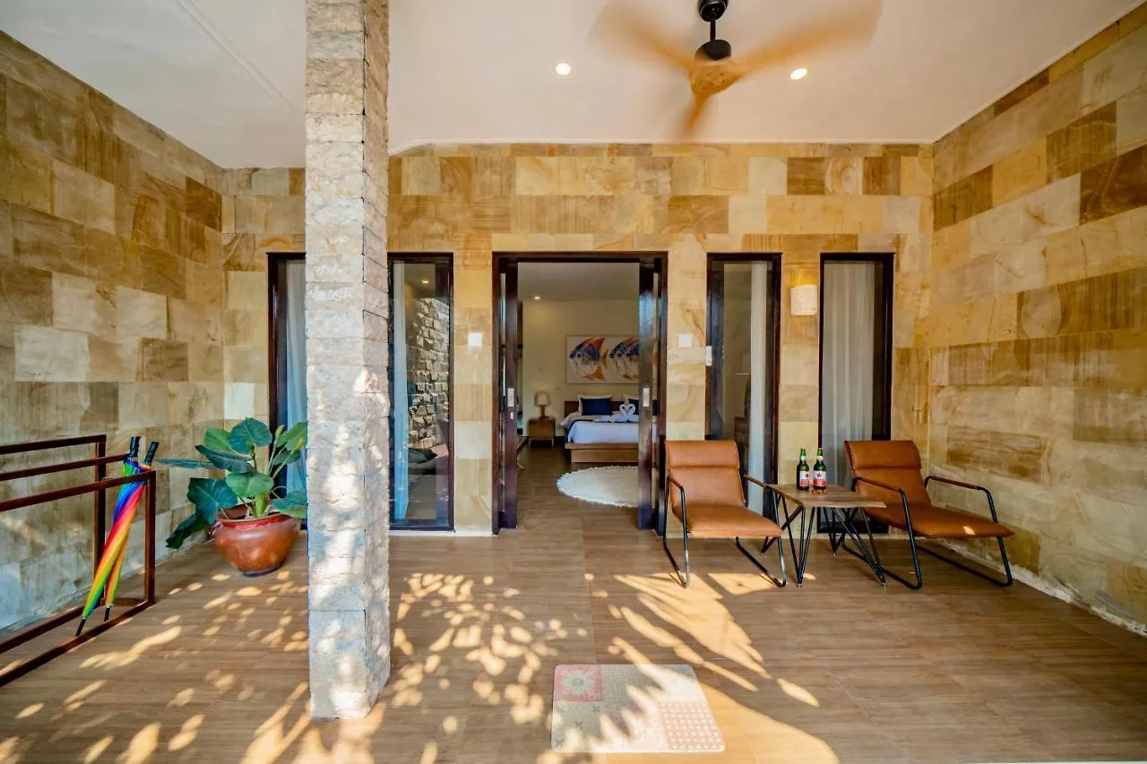 Villa Domino - *New* Luxurious 2Br W/ Pool @Central Seminyak